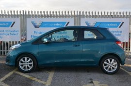 Toyota YARIS 3-DR 1.4 D-4D