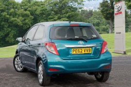 Toyota YARIS 3-DR 1.33 VVT-i