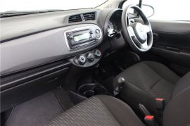 Toyota Yaris 1.0 VVT-I T2