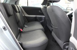 Toyota Yaris T SPIRIT VVT-I
