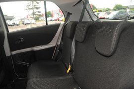 Toyota Yaris T SPIRIT VVT-I