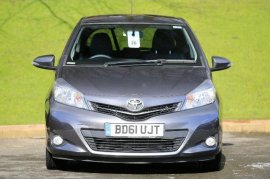 Toyota YARIS 3-DR 1.33 VVT-i SR