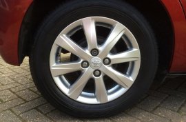 Toyota Yaris 1.33 VVT-i TR