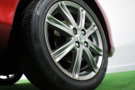 Toyota Yaris 1.33 VVT-i SR