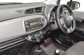Toyota YARIS 5-DR 1.0 VVT-i