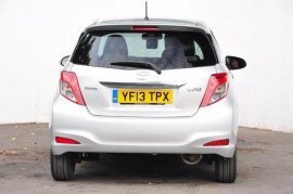 Toyota YARIS 5-DR 1.0 VVT-i