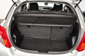 Toyota YARIS 5-DR 1.0 VVT-i