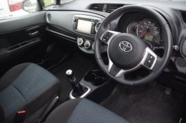 Toyota YARIS 3-DR 1.33 VVT-i TR