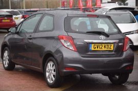 Toyota YARIS 3-DR 1.33 VVT-i TR