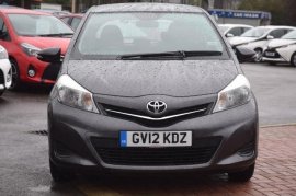 Toyota YARIS 3-DR 1.33 VVT-i TR
