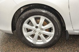 Toyota YARIS 5-DR 1.0 VVT-i TR