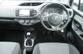 Toyota Yaris 1.3 VVT-I