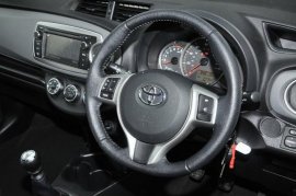 Toyota YARIS 5-DR 1.33 VVT-i