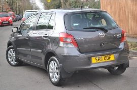 Toyota YARIS 5-DR 1.3 VVT-i