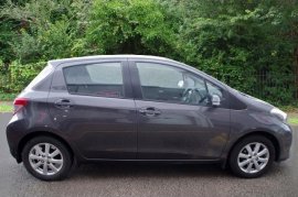 Toyota YARIS 5-DR 1.33 VVT-i TR