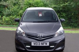 Toyota YARIS 5-DR 1.33 VVT-i TR