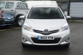 Toyota YARIS 5-DR 1.0 VVT-i