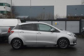 Toyota YARIS 5-DR 1.0 VVT-i