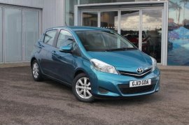 Toyota YARIS 5-DR 1.33 VVT-i TR