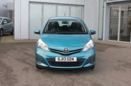 Toyota YARIS 5-DR 1.33 VVT-i TR