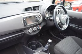 Toyota Yaris 1.33 VVT-i TR