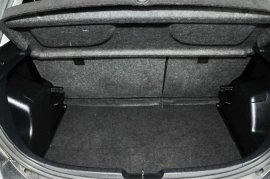 Toyota YARIS HYBRID 5-DR 1.5 VVT-i