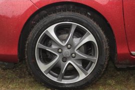 Toyota YARIS 5-DR 1.33 VVT-i