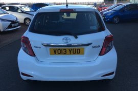 Toyota YARIS 5-DR 1.33 VVT-i TR