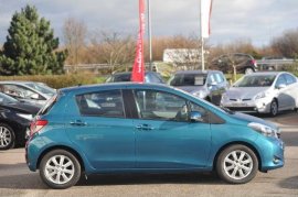 Toyota YARIS 5-DR 1.33 VVT-i T