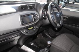 Toyota YARIS 5-DR 1.0 VVT-i