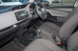 Toyota YARIS 5-DR 1.0 VVT-i