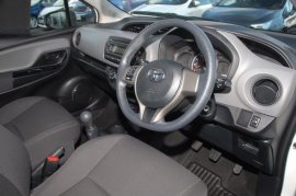 Toyota YARIS 5-DR 1.0 VVT-i