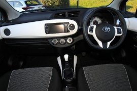 Toyota YARIS 5-DR 1.33 VVT-i