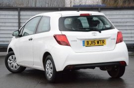 Toyota YARIS 3-DR 1.0 VVT-i