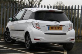 Toyota YARIS 5-DR 1.33 VVT-i