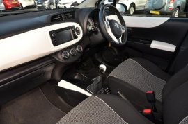 Toyota YARIS 5-DR 1.33 VVT-i