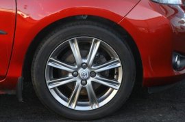 Toyota YARIS 5-DR 1.33 VVT-i