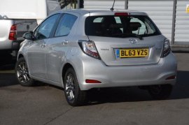 Toyota YARIS 5-DR 1.33 VVT-i