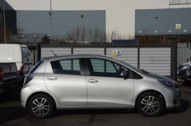 Toyota YARIS 5-DR 1.33 VVT-i