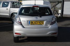 Toyota YARIS 5-DR 1.33 VVT-i