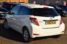 Toyota YARIS 5-DR 1.33 VVT-i