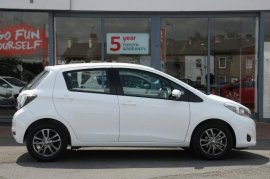 Toyota YARIS 5-DR 1.33 VVT-i
