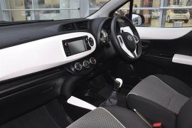 Toyota Yaris VVT-I
