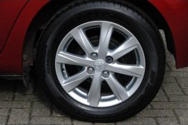 Toyota YARIS 5-DR 1.33 VVT-i