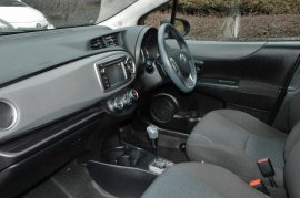 Toyota YARIS 5-DR 1.33 VVT-i