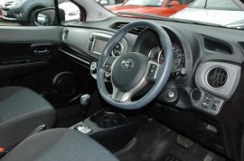 Toyota YARIS 5-DR 1.33 VVT-i