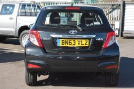 Toyota YARIS 5-DR 1.33 VVT-i