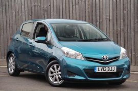 Toyota YARIS 5-DR 1.33 VVT-i