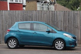 Toyota YARIS 5-DR 1.33 VVT-i