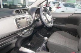 Toyota YARIS 5-DR 1.33 VVT-i